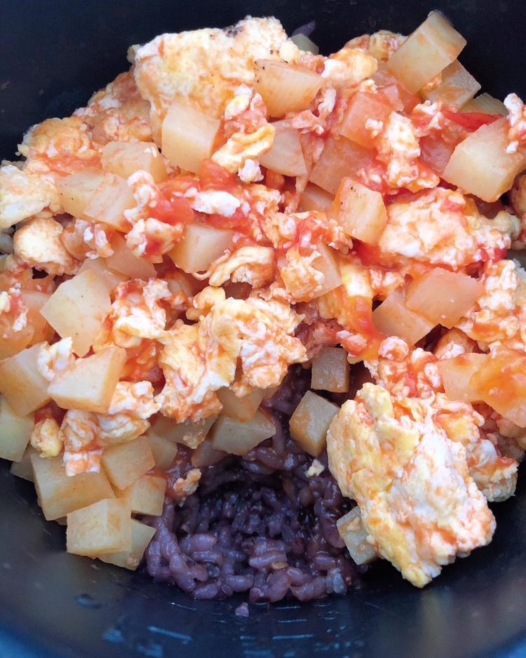 番茄土豆盖浇饭