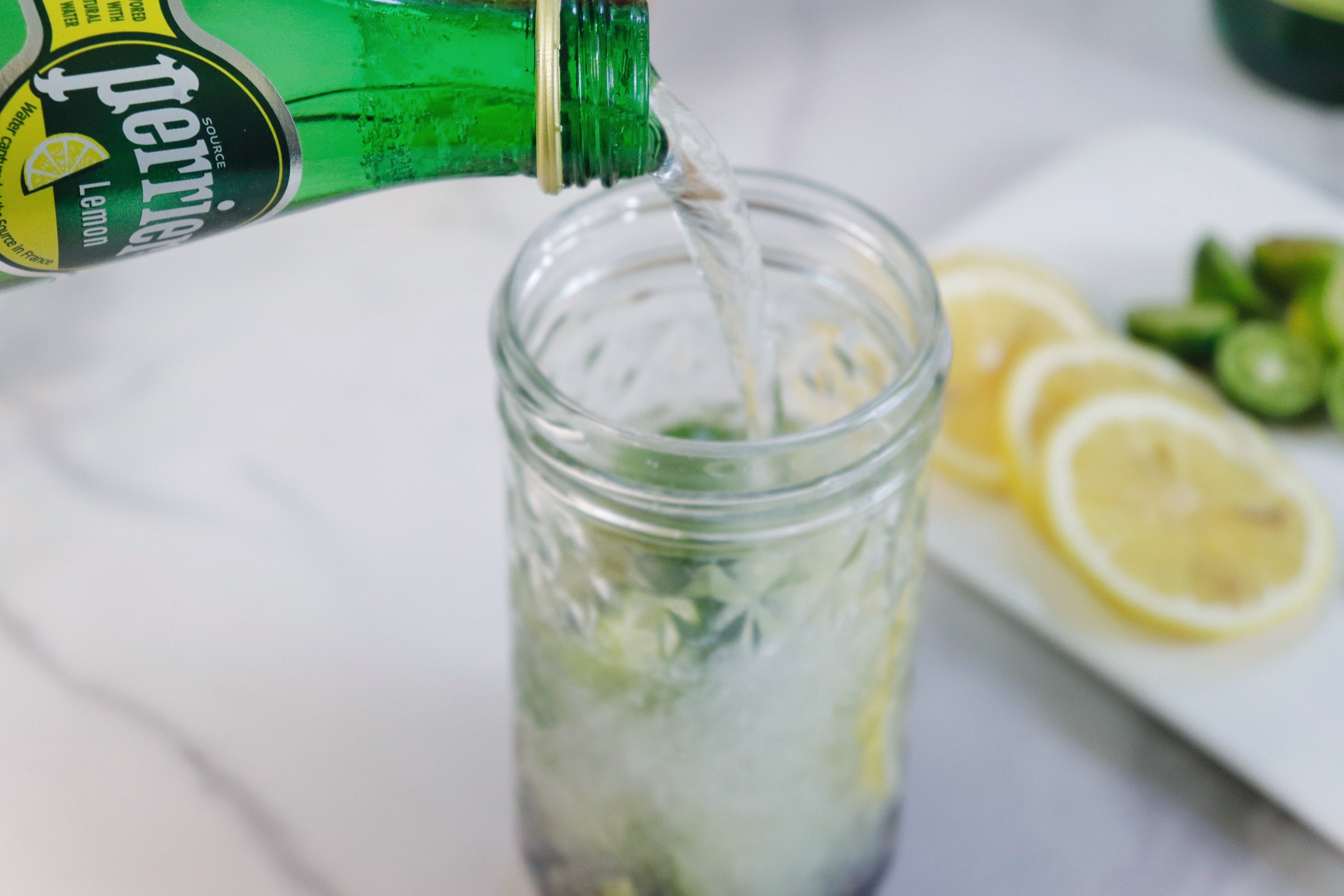 青瓜柠檬薄荷气泡水🔥夏日特饮无糖爽口的做法 步骤8