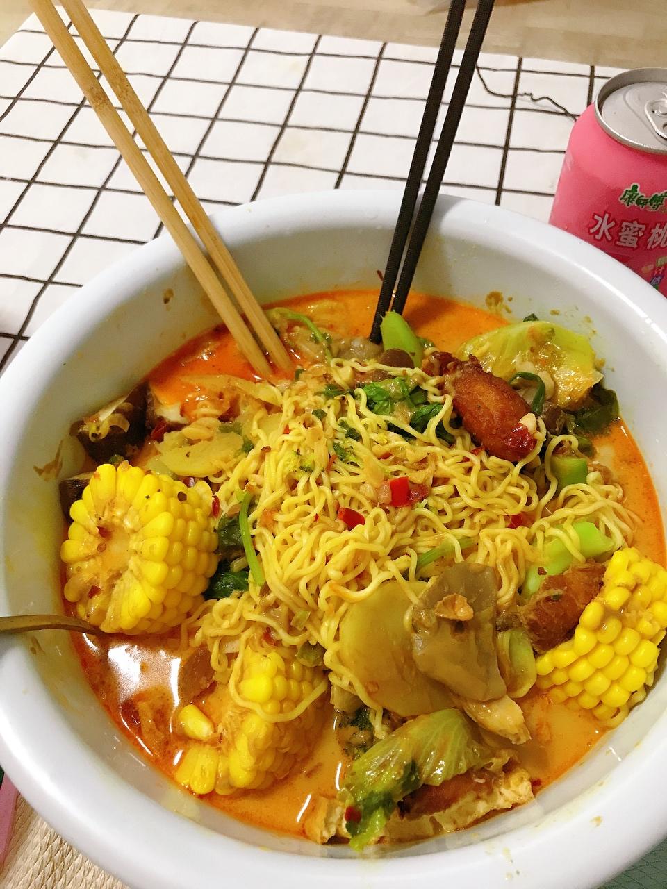 麻辣拌麻辣烫
