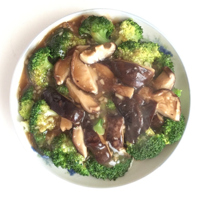 蚝油香菇西兰花