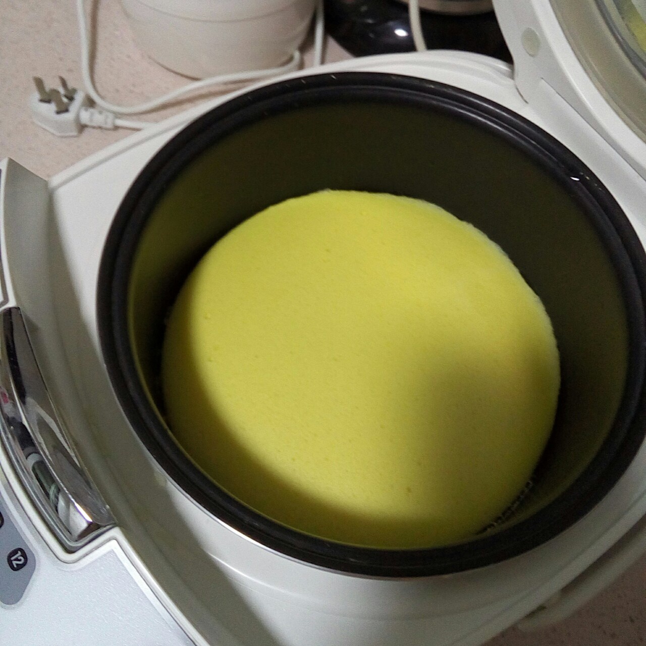 0失败的电饭煲蛋糕