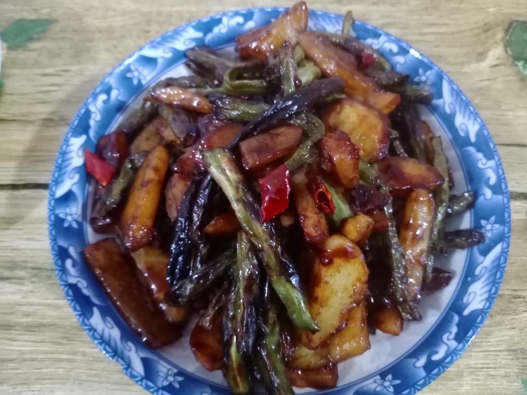 干煸豆角土豆