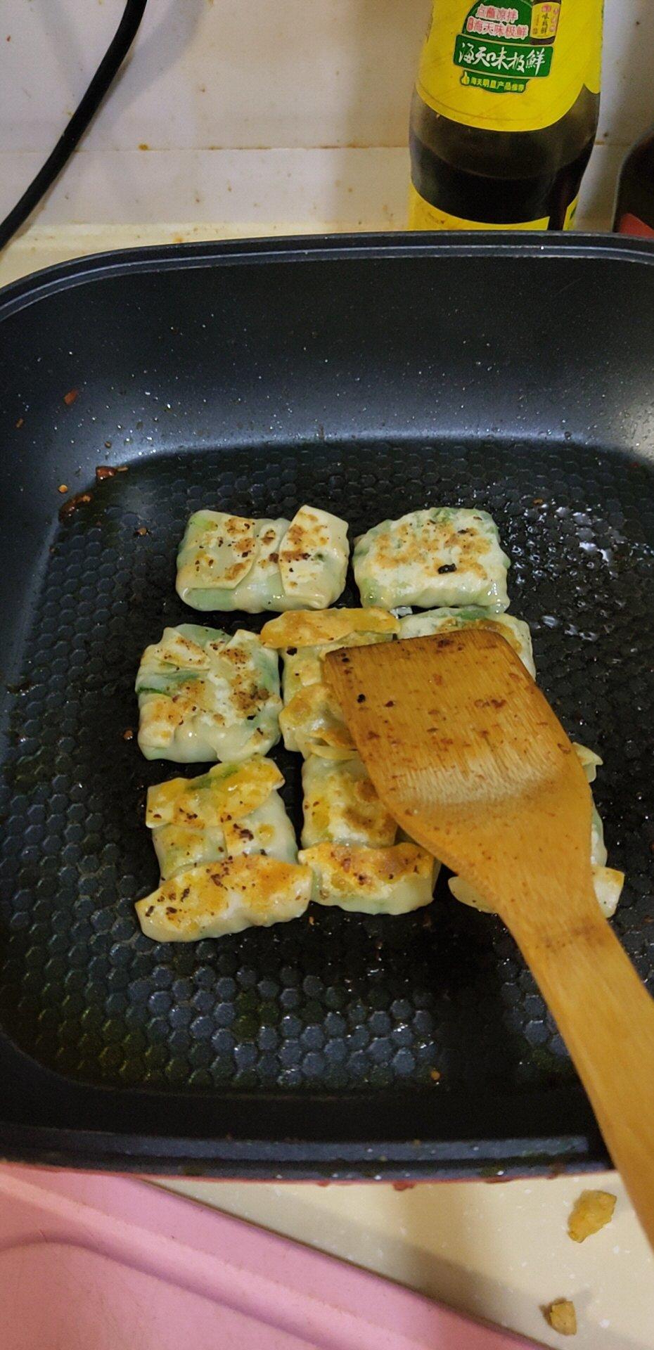 韭菜盒子(不用自己擀皮)