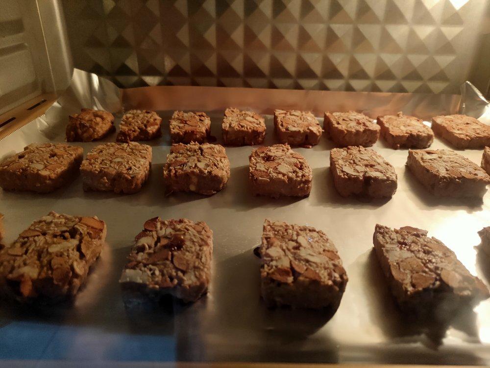 燕麦红枣核桃酥