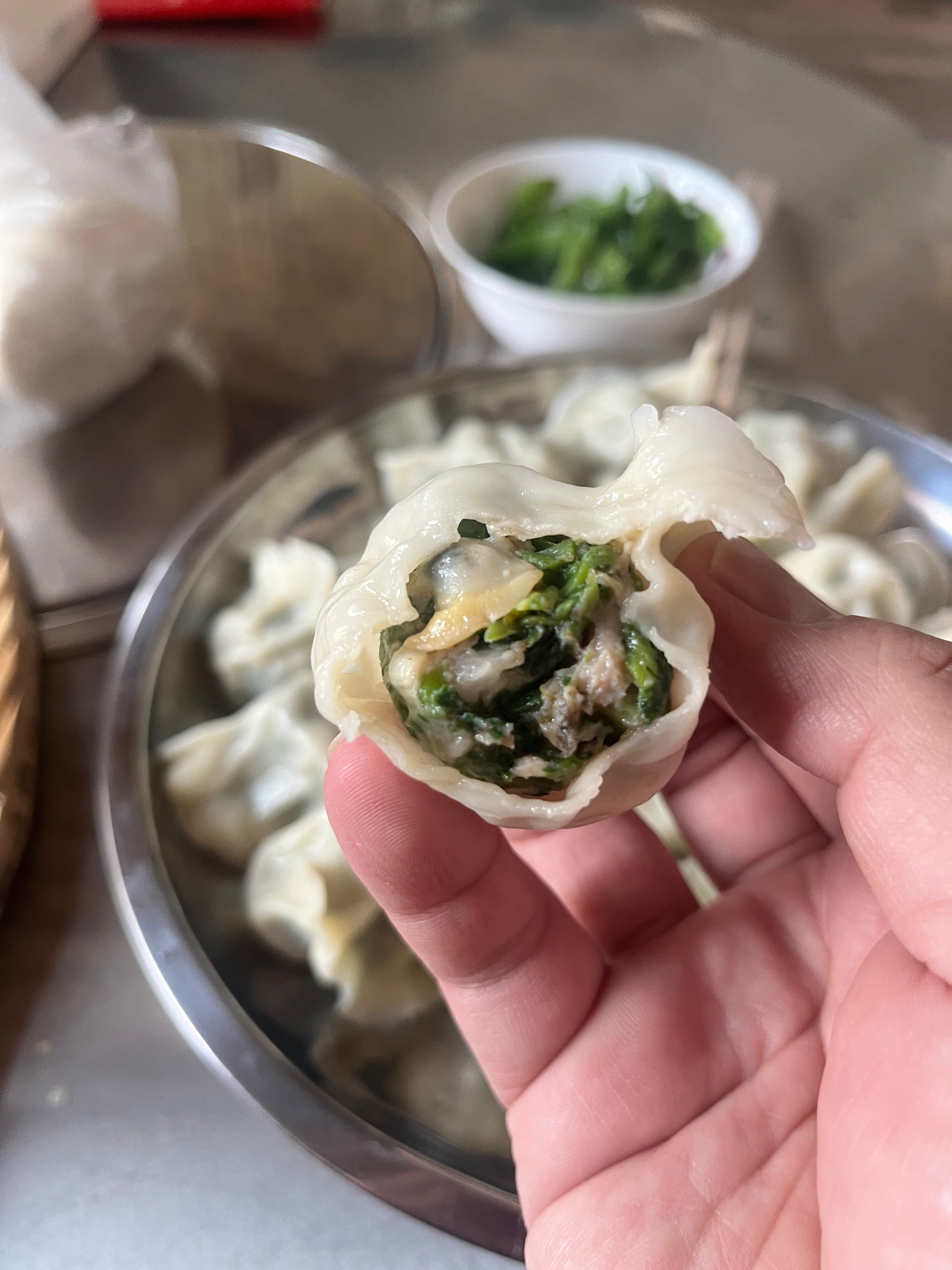 荠菜蛤蜊饺子的做法