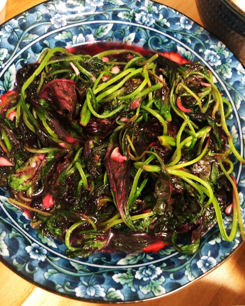 蒜炒红苋菜