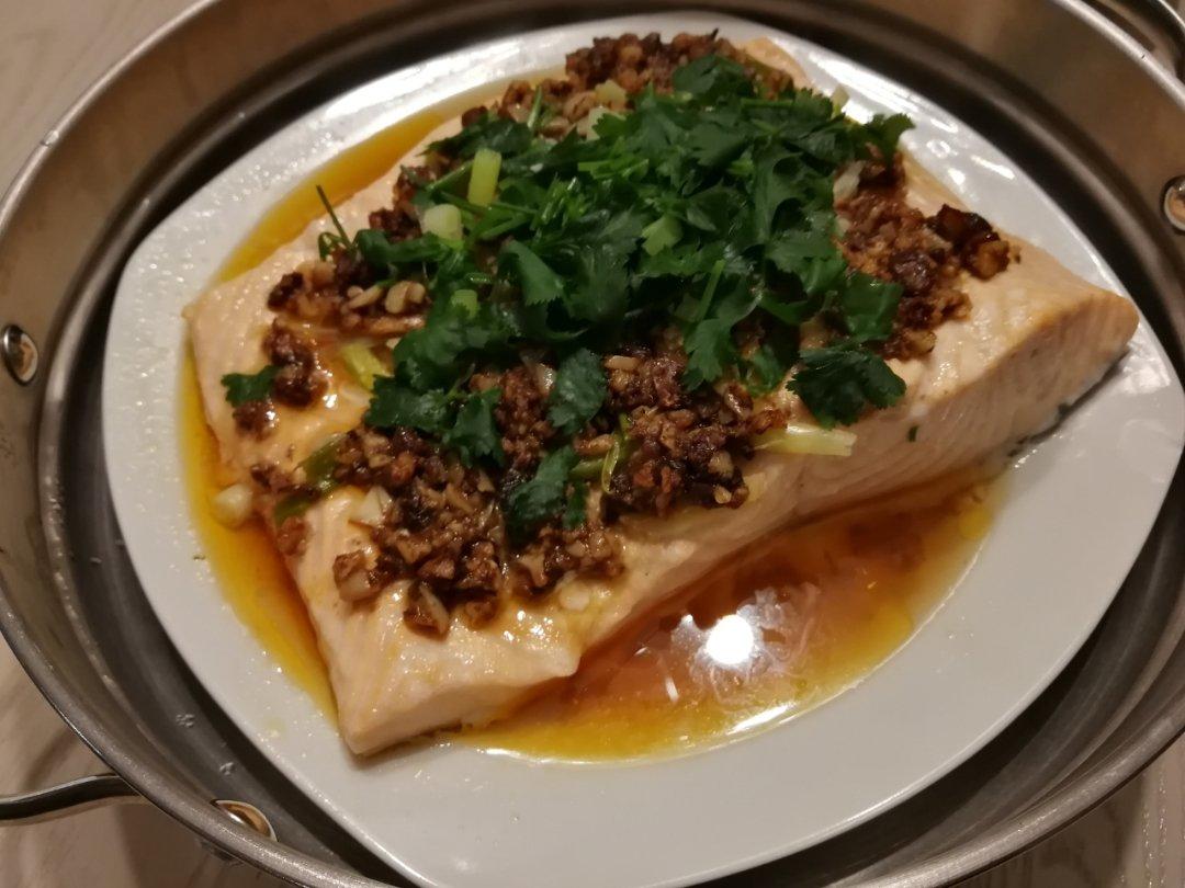 蒜蓉豆豉蒸三文鱼