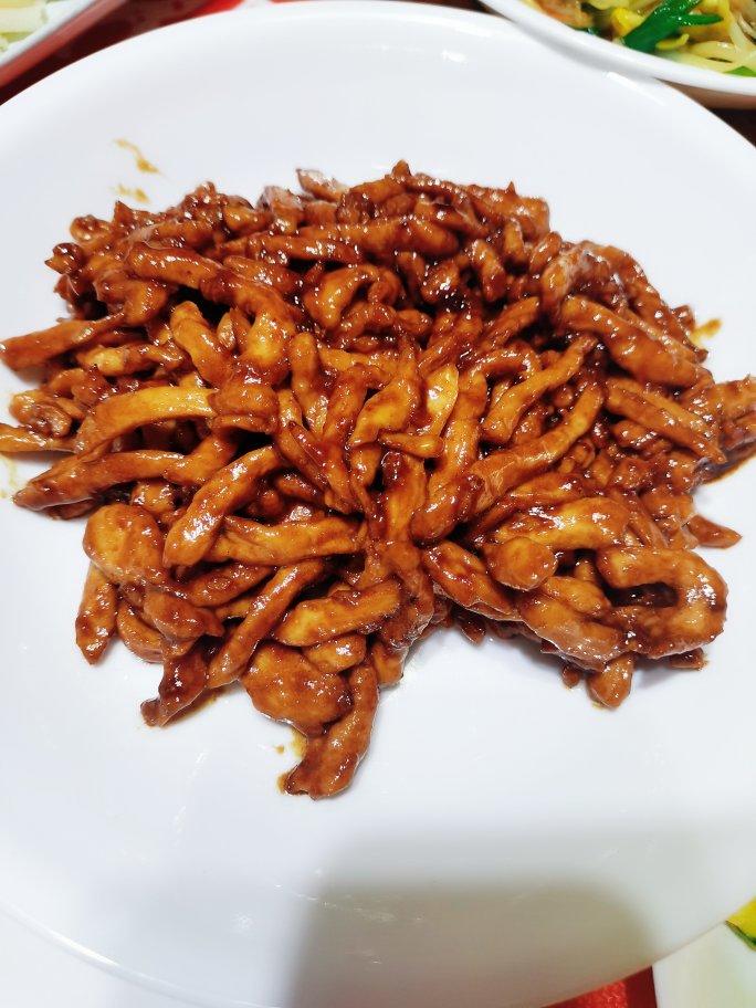 微微姨笑做的京酱鸡丝