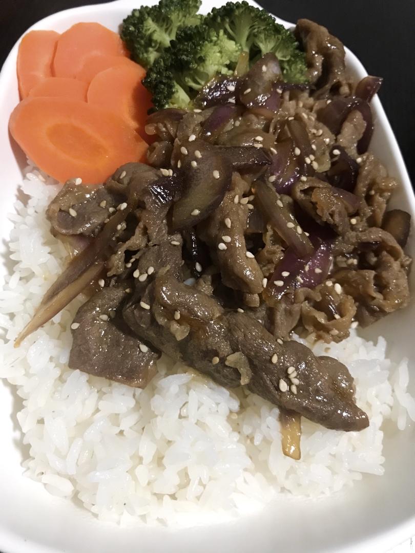 肥牛饭