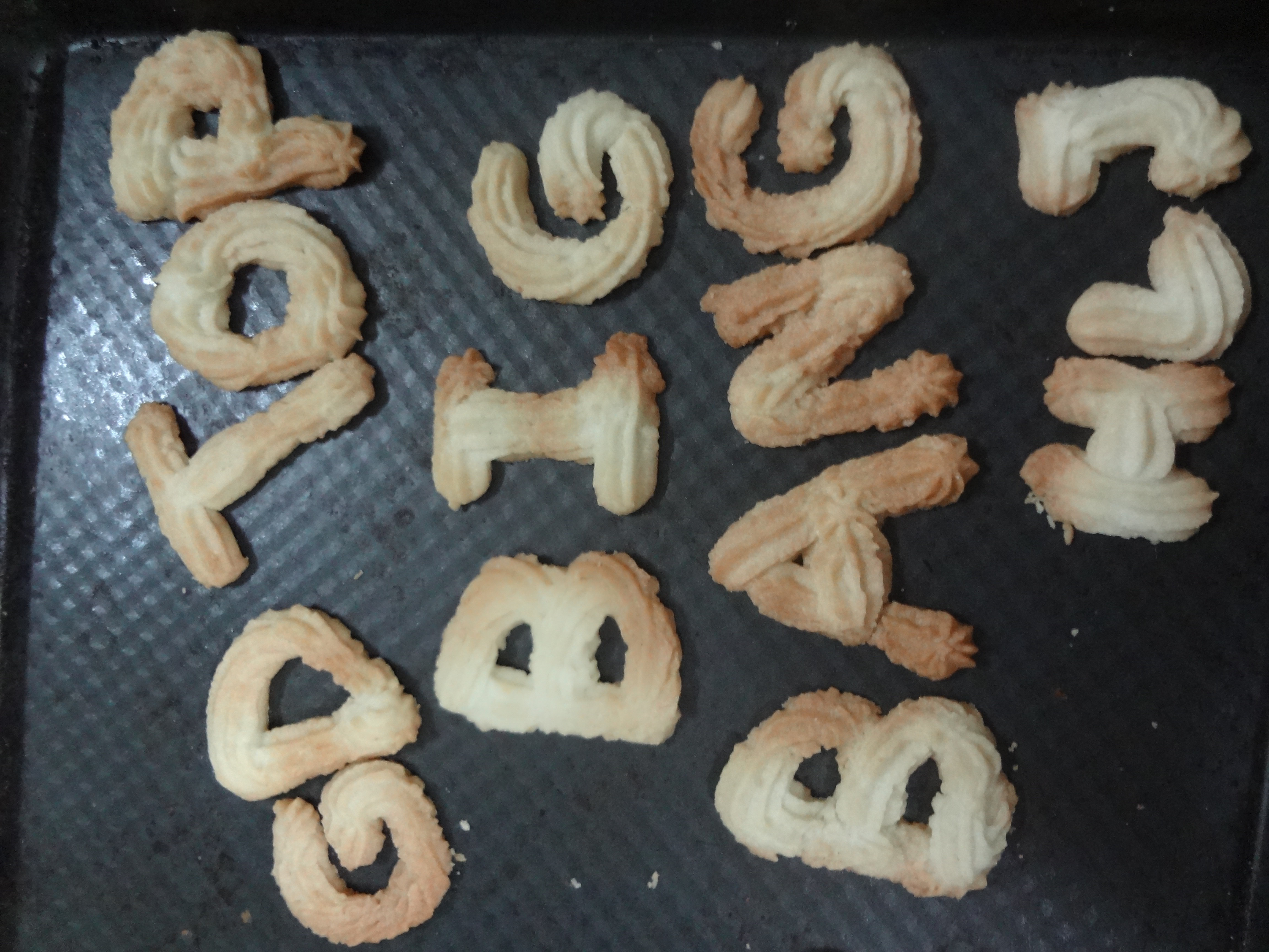 黄油字母饼干