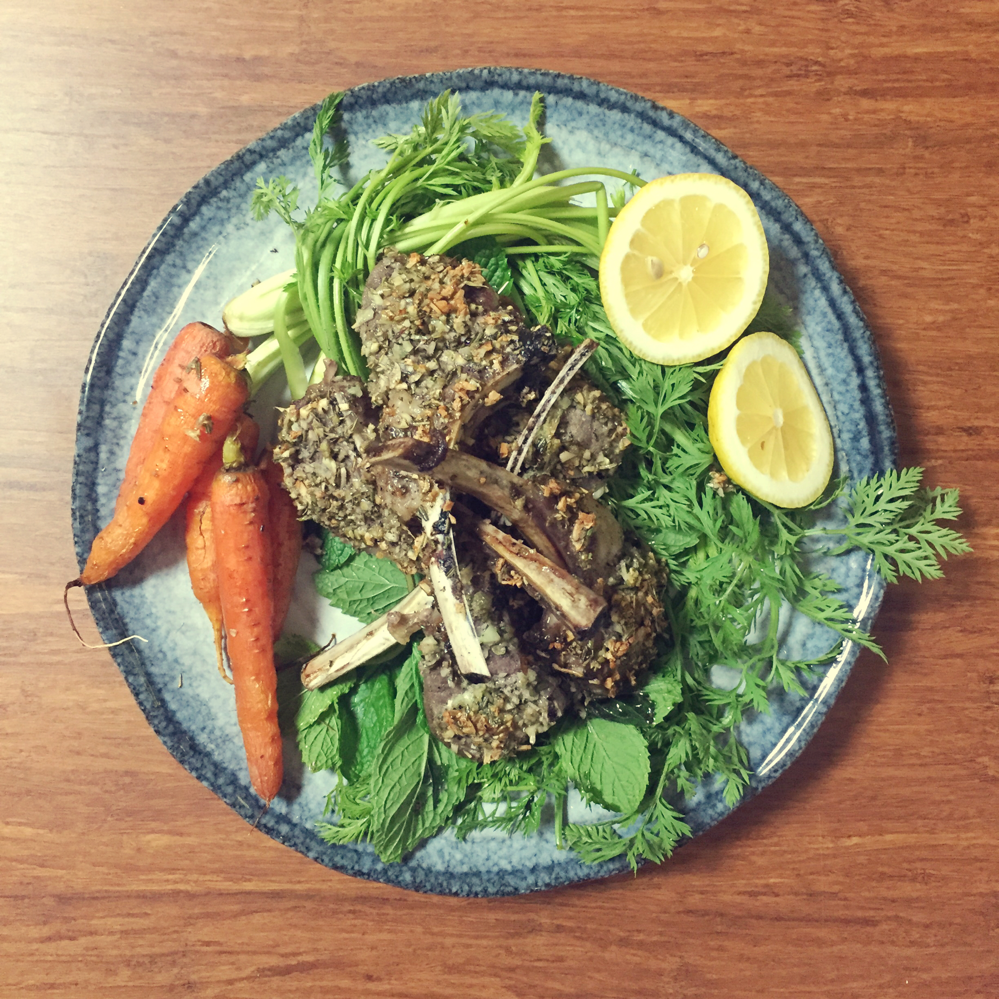 迷迭香烤小羊排