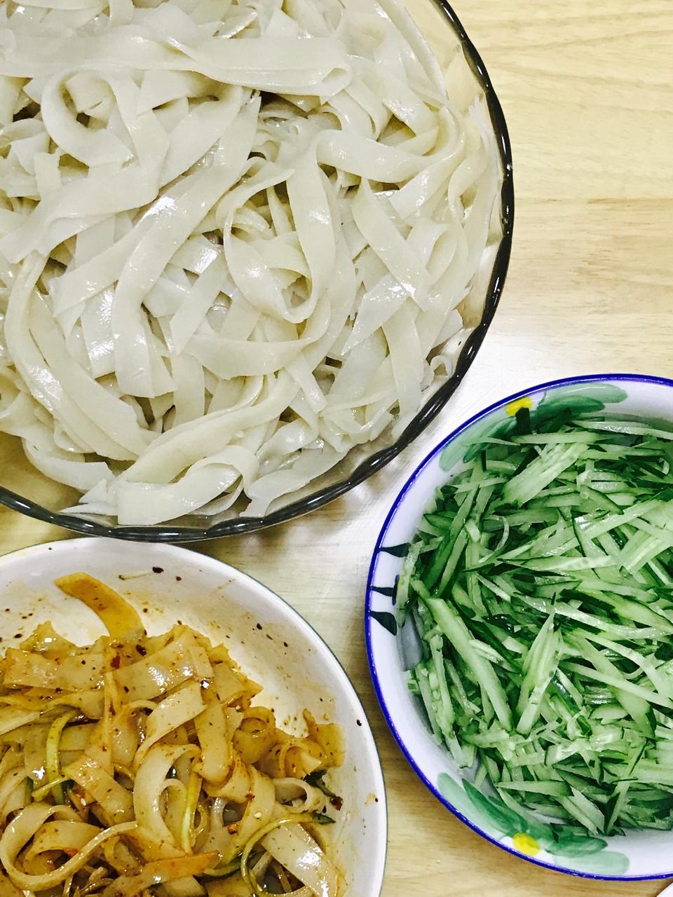 陕西面皮，不用洗面现做现吃，超简单