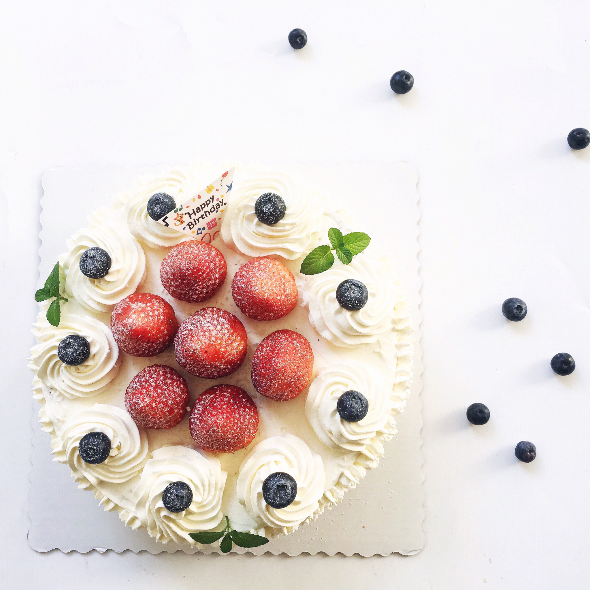 《Tinrry+》草莓奶油蛋糕（8寸配方）