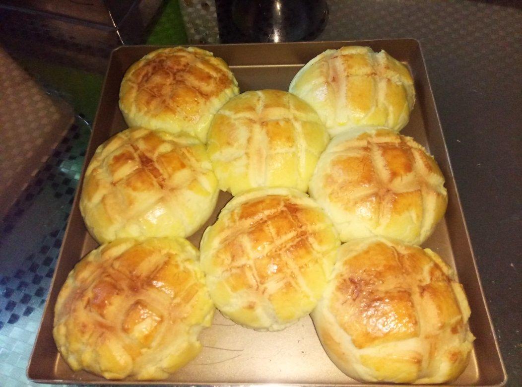 菠萝包