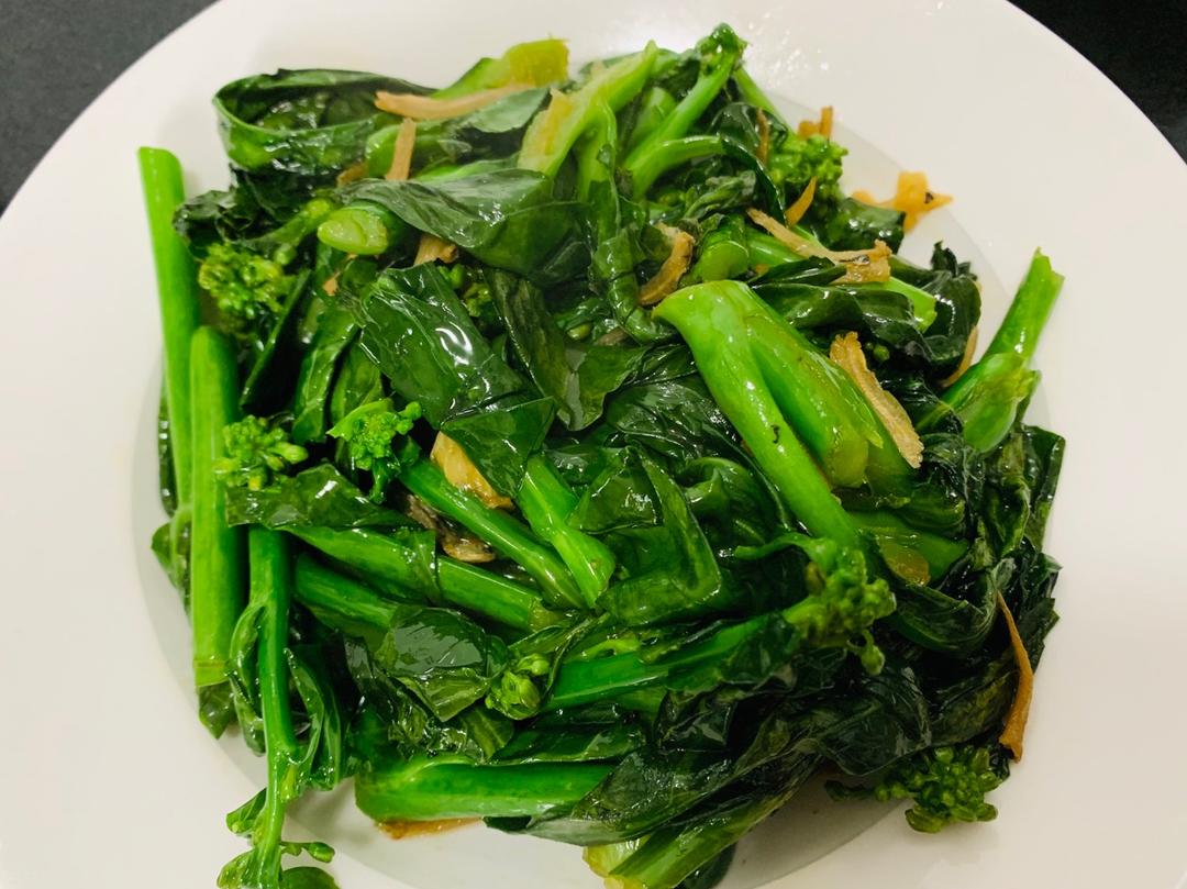 咸鱼粒炒芥兰
