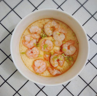 滑嫩的虾仁蛋羹