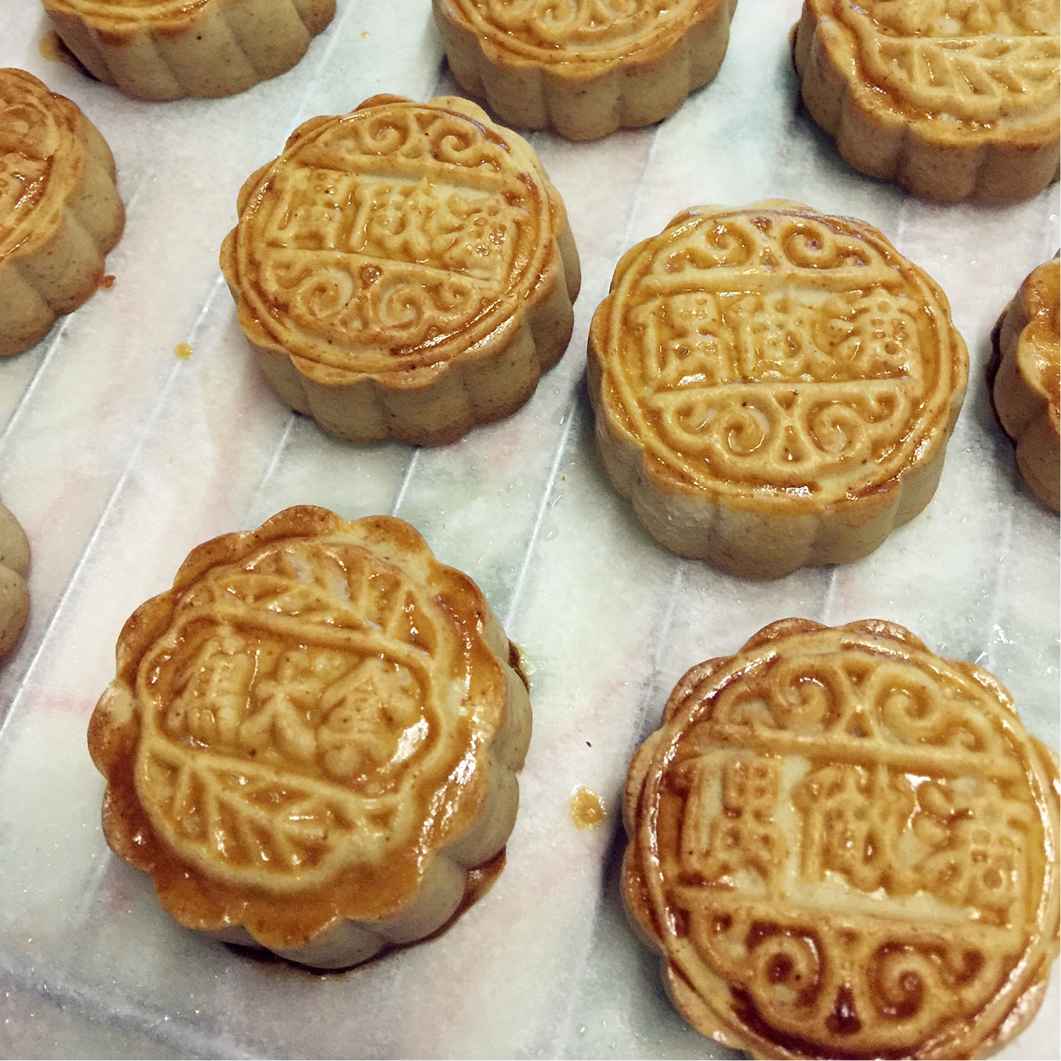 广式月饼——蛋黄莲蓉月饼