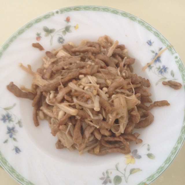 肉末金针菇