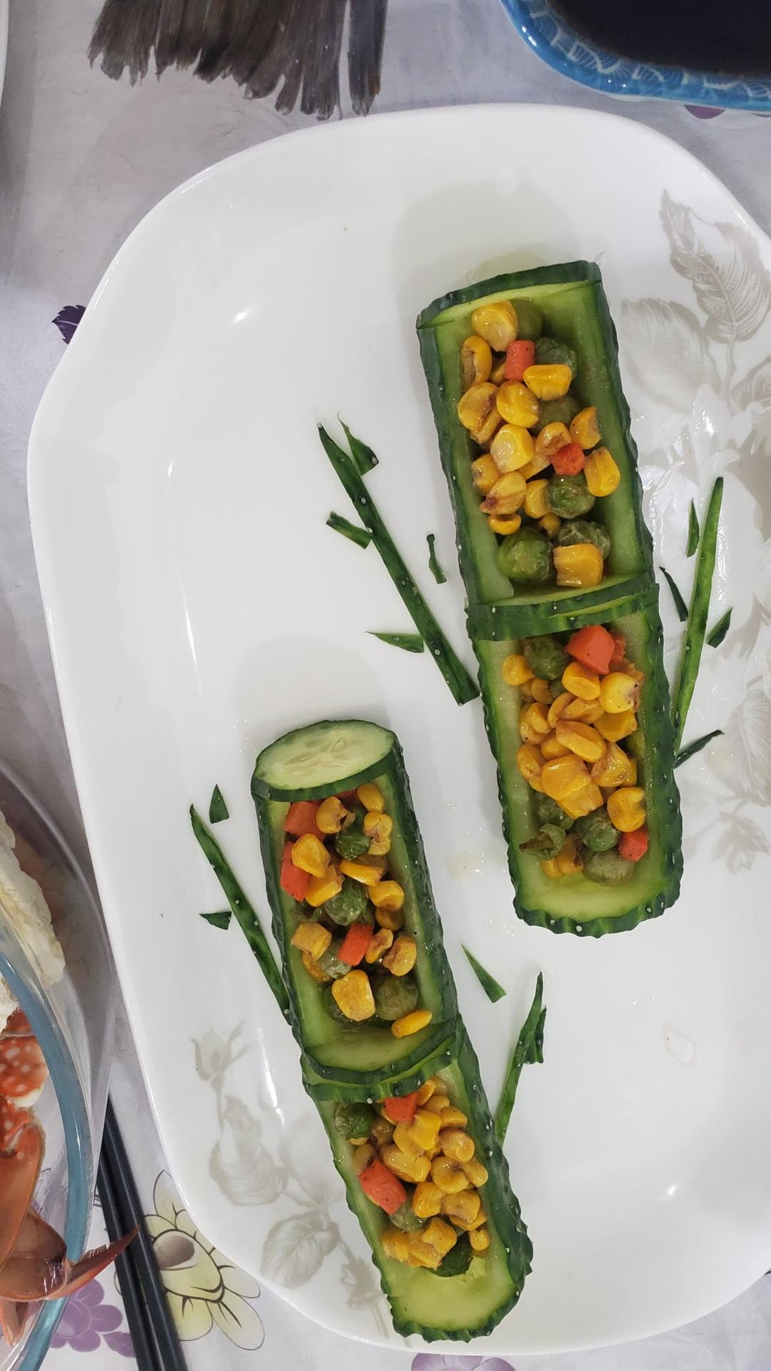 年夜菜｜翠竹报春·鲜虾玉米黄瓜沙拉