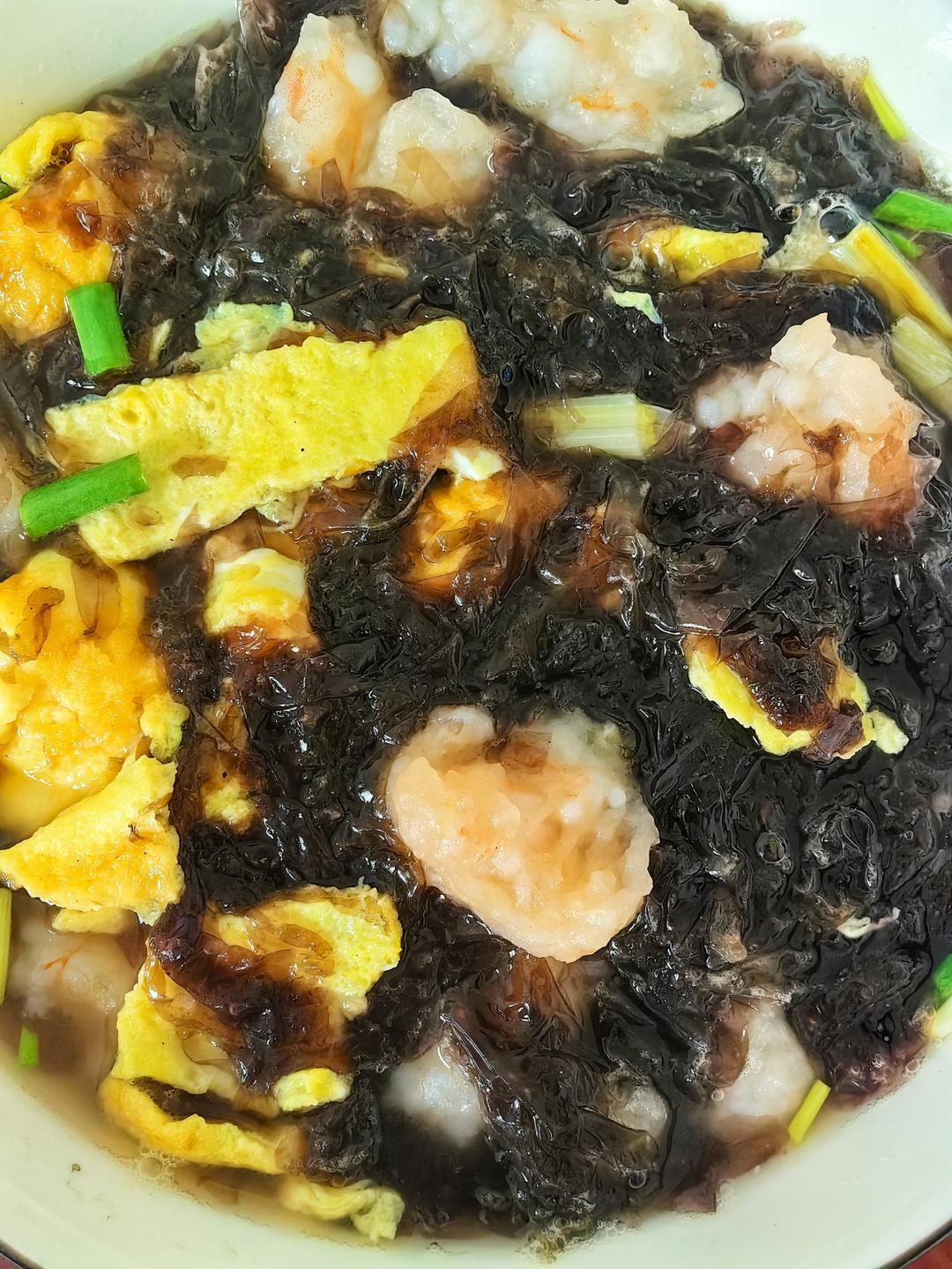 低卡鲜美的紫菜虾滑汤！好喝不胖减脂餐