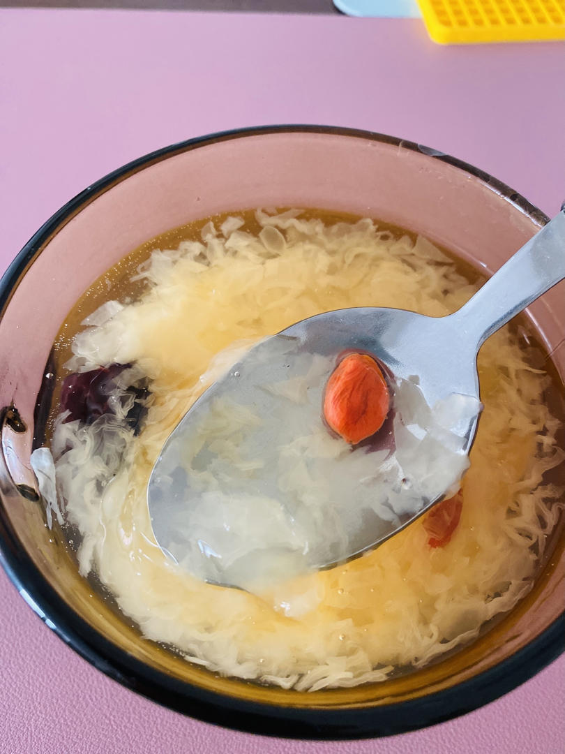 红枣银耳莲子羹（有出胶质、出胶，懒人的电压力锅版）