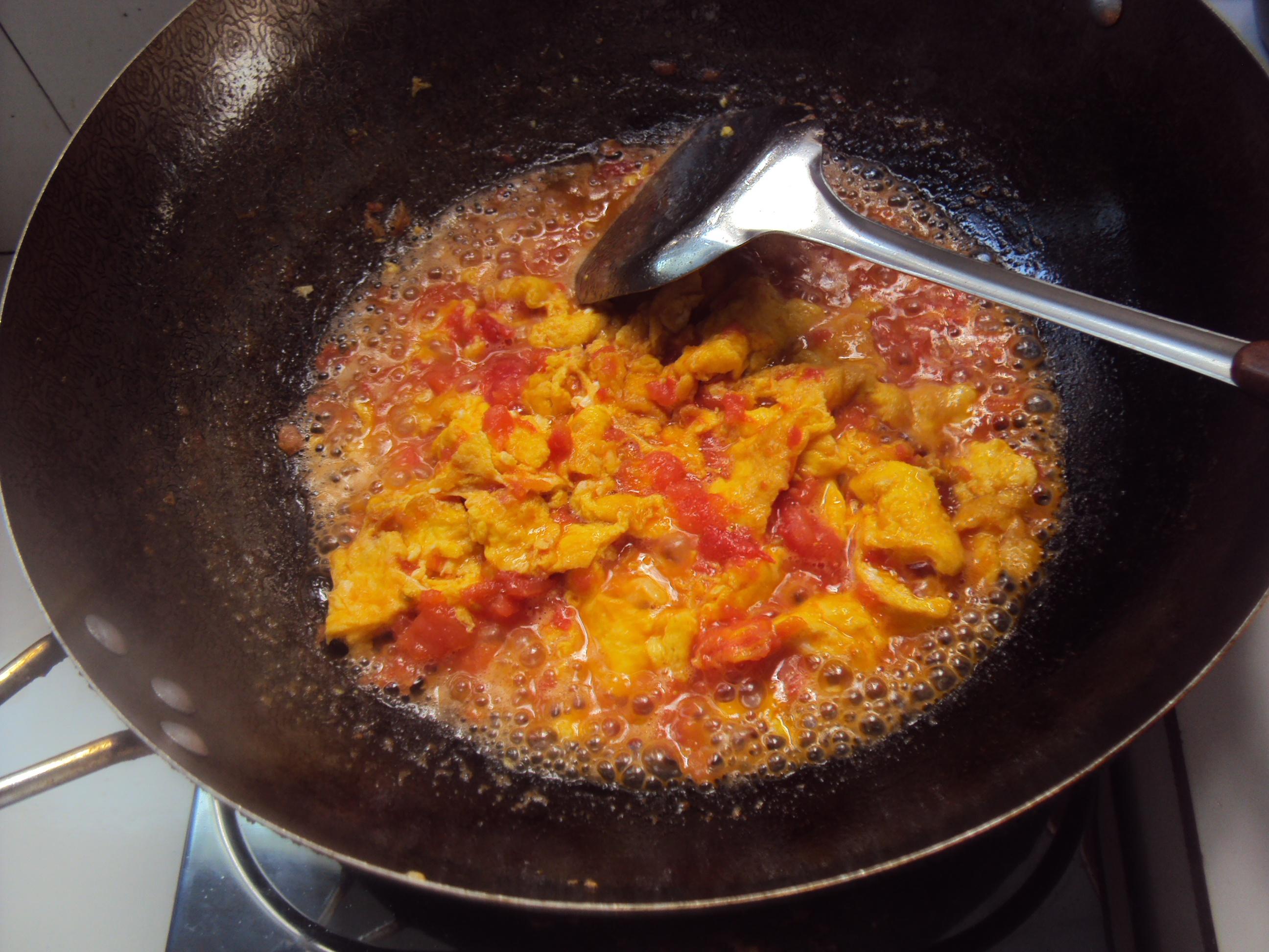 番茄炒蛋&番茄炒蛋汤汁拌饭的做法 步骤4