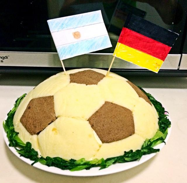 足球蛋糕的做法