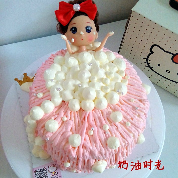 详细步骤制作泡泡浴娃娃蛋糕