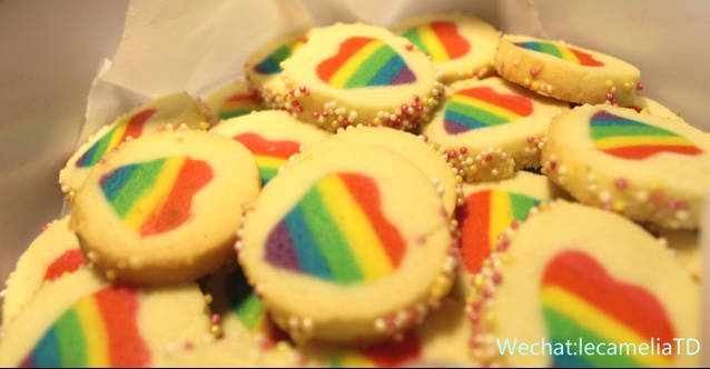 绝对惊呆所有人的彩虹心曲奇（26张超详细图步骤绝对良心）