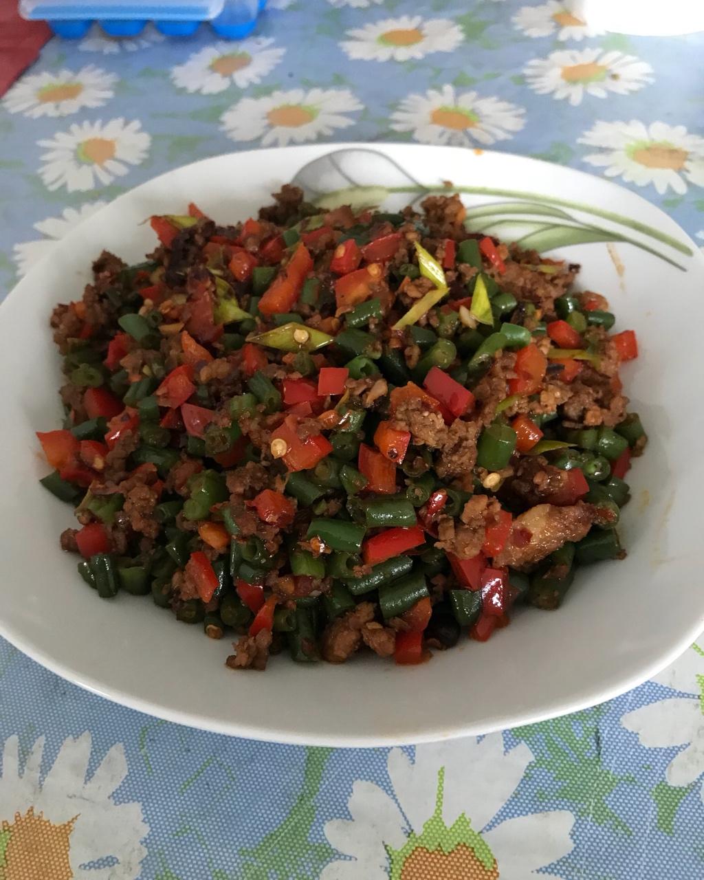 肉沫豆角下饭菜