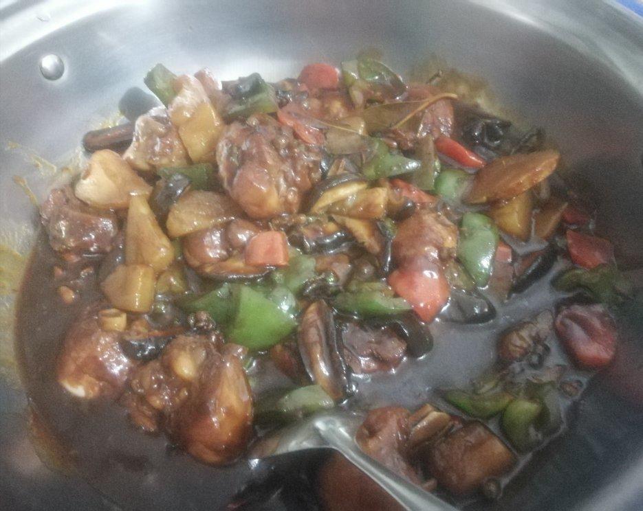 黄焖鸡