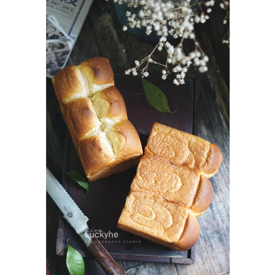 鲜奶液种超熟吐司