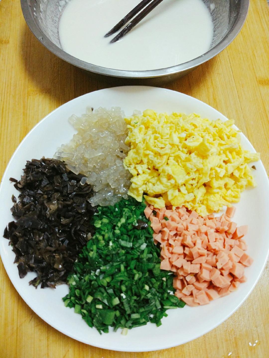 懒人菜盒子（不揉面、不擀面）