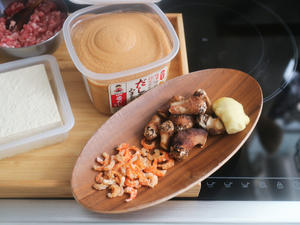 味增白菜豆腐煲的做法 步骤2
