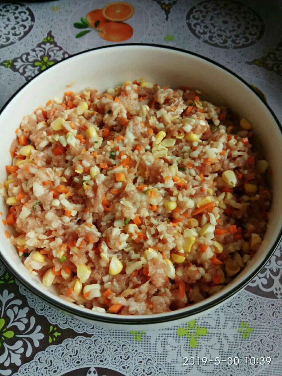 分享一个好吃的饺子馅（类似于湾仔码头的玉米鲜肉饺子馅）