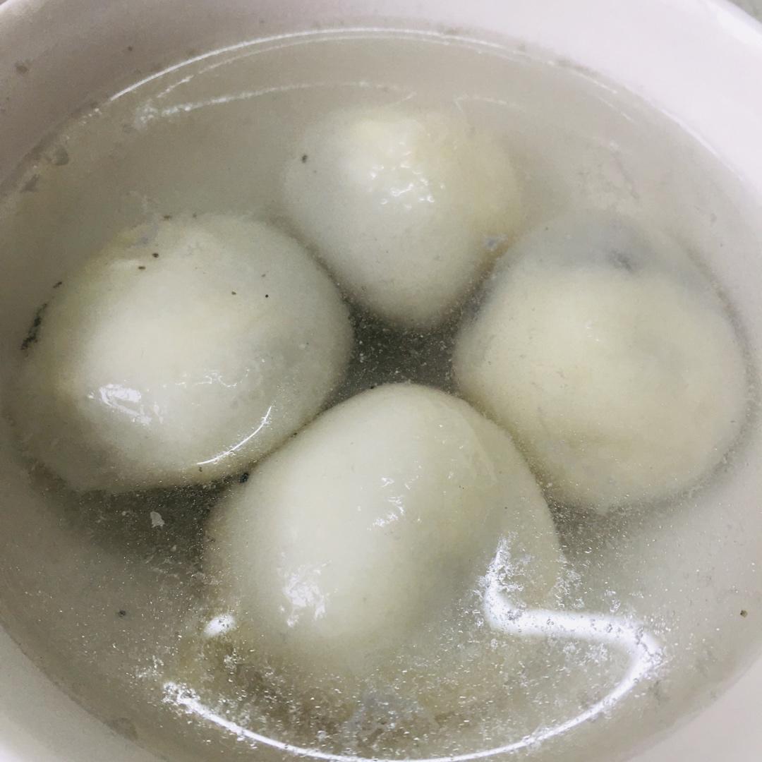 黑芝麻汤圆