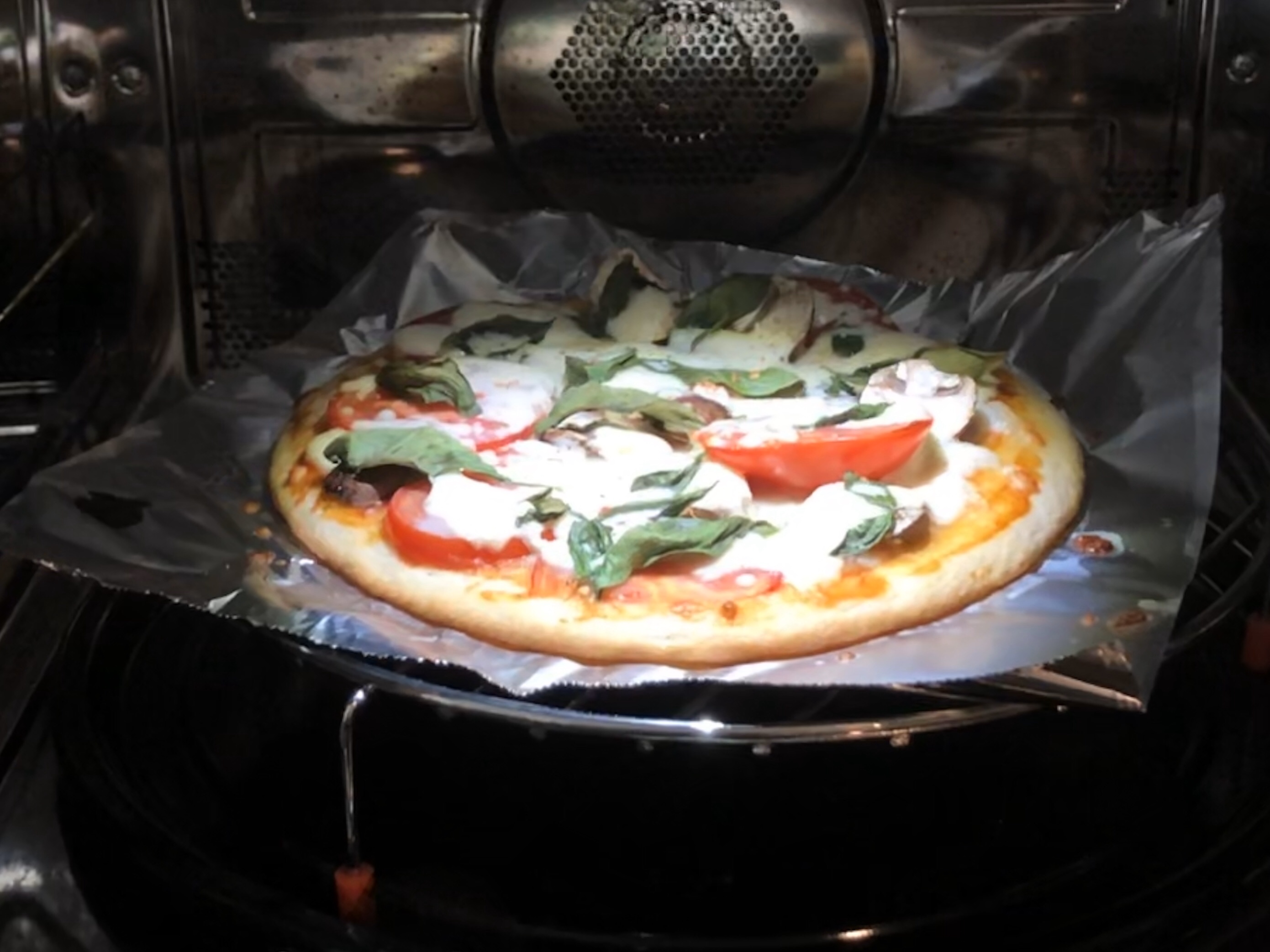 健康简单自制披萨pizza （持续探索各种风味中）的做法