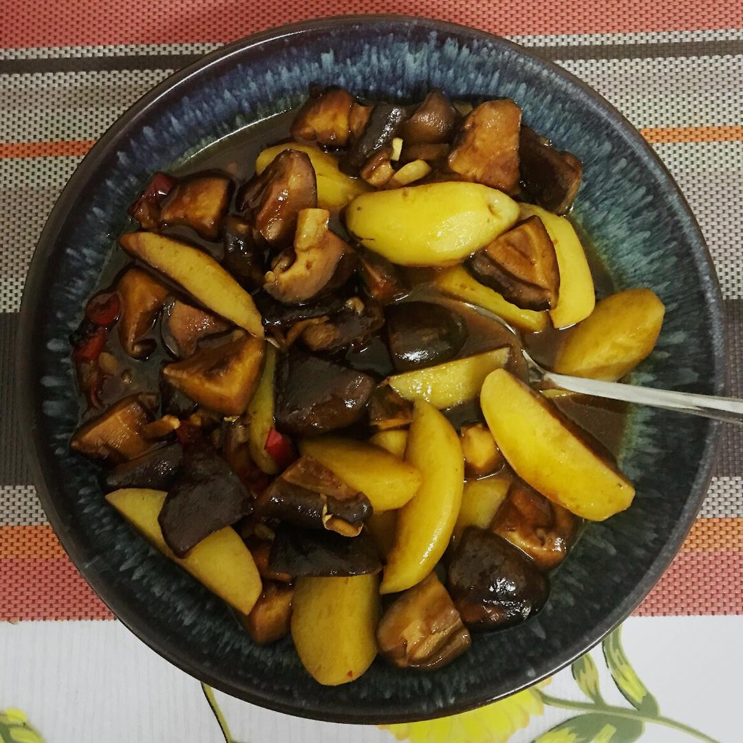 红烧土豆香菇