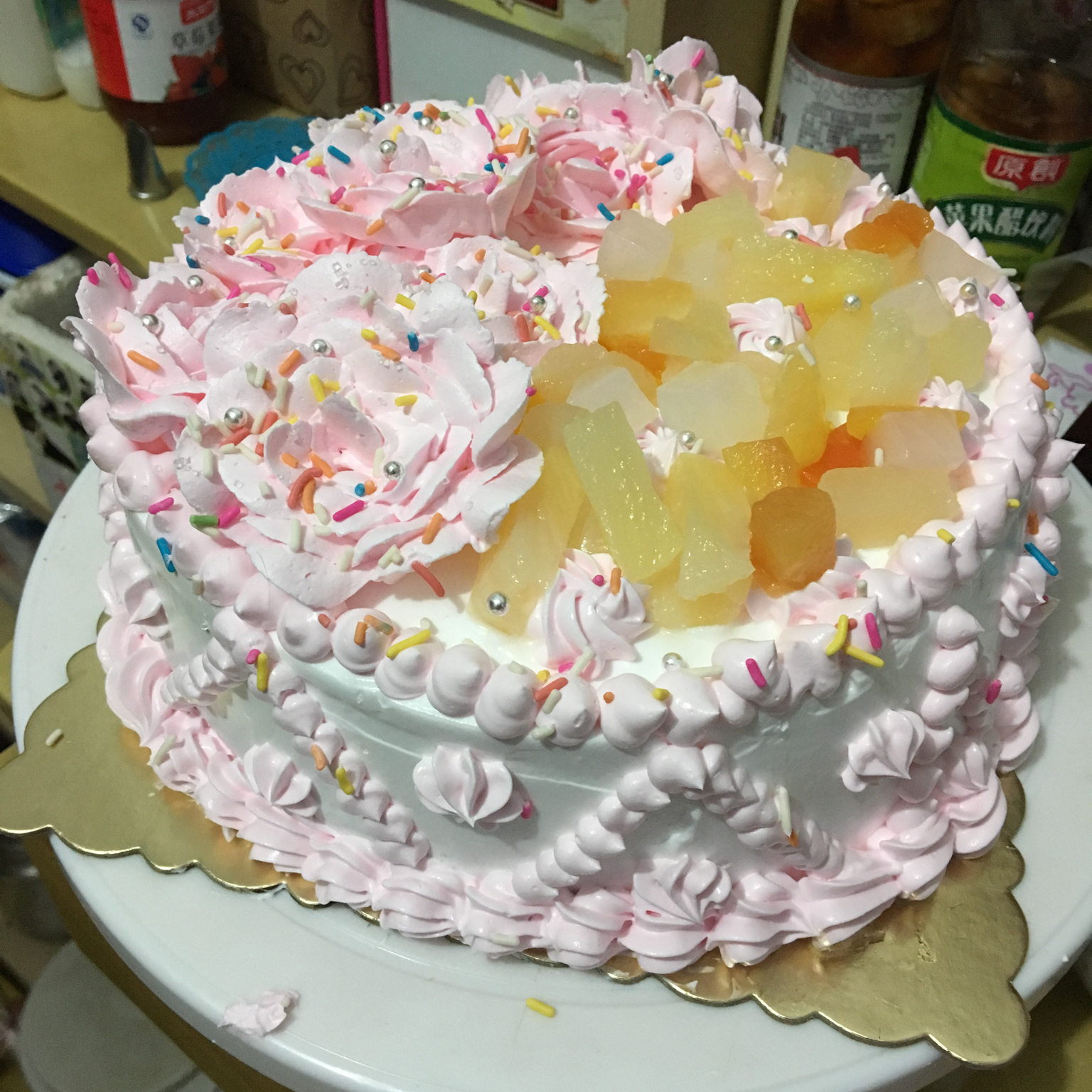 6寸草莓奶油戚风蛋糕