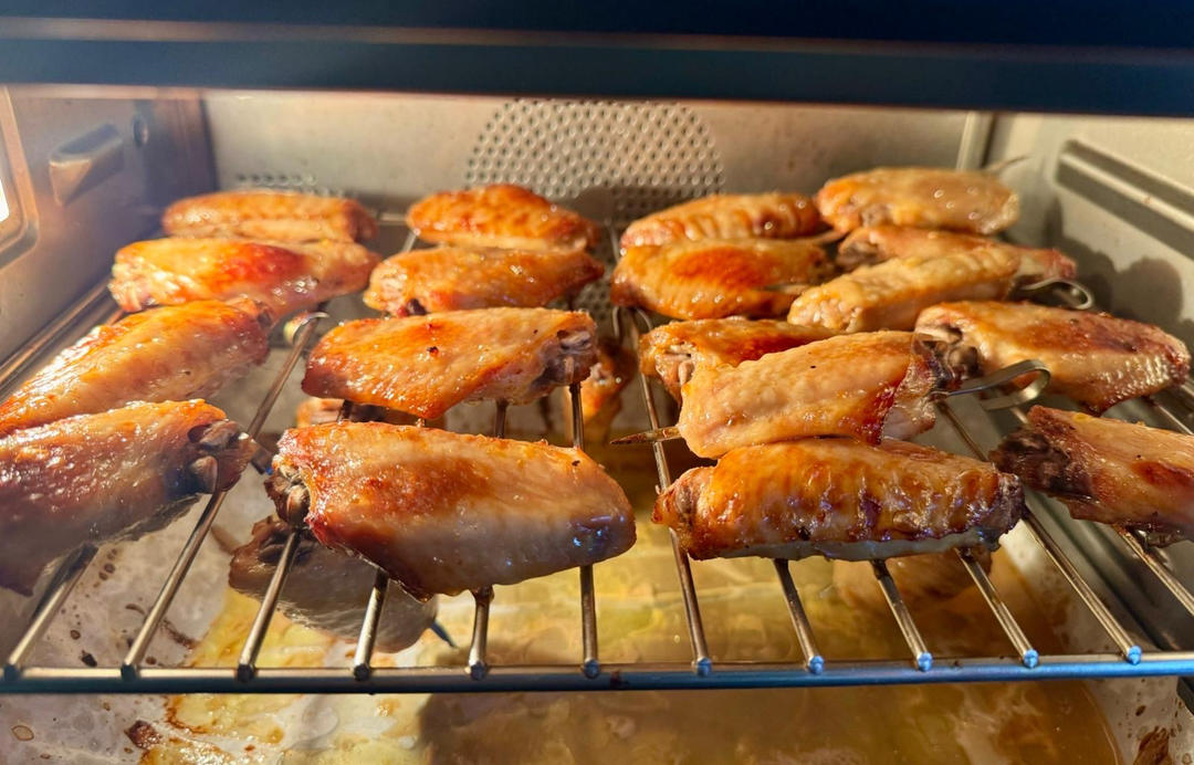 烤鸡翅中～香到没朋友的经典做法！