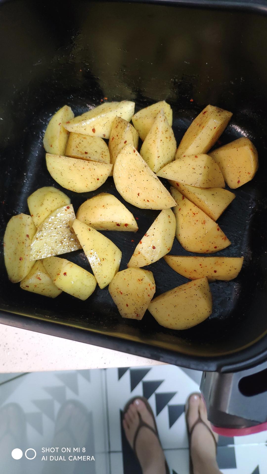 空气炸锅版烤薯角（烤土豆）