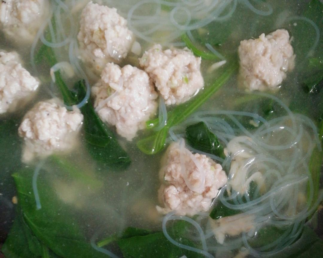 私房生汆丸子汤