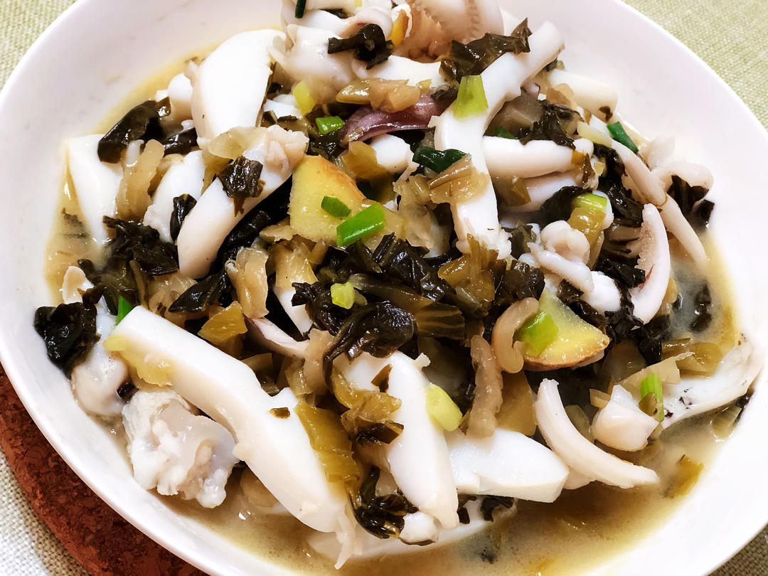 咸菜（雪里蕻）炒墨鱼