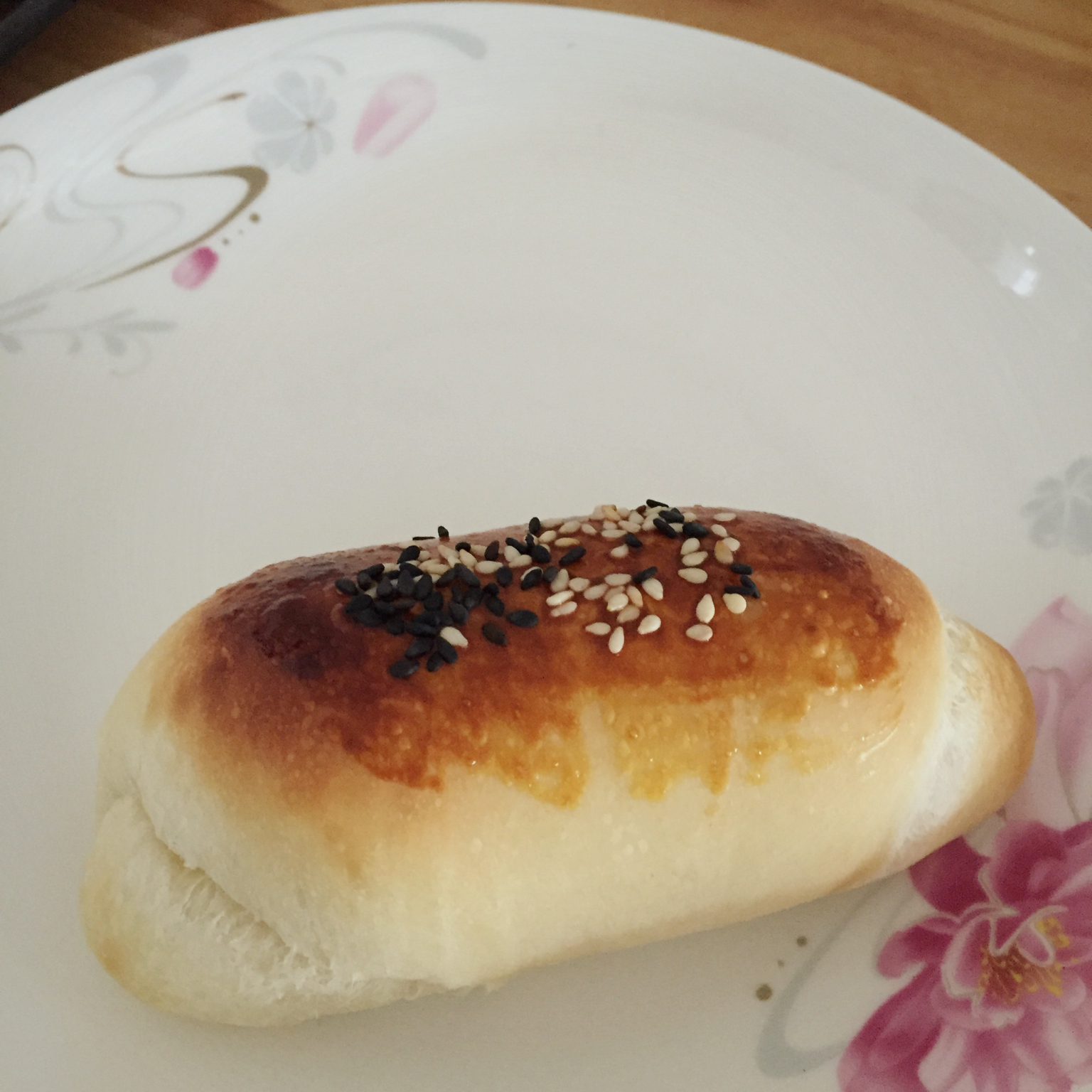 黄油牛角包