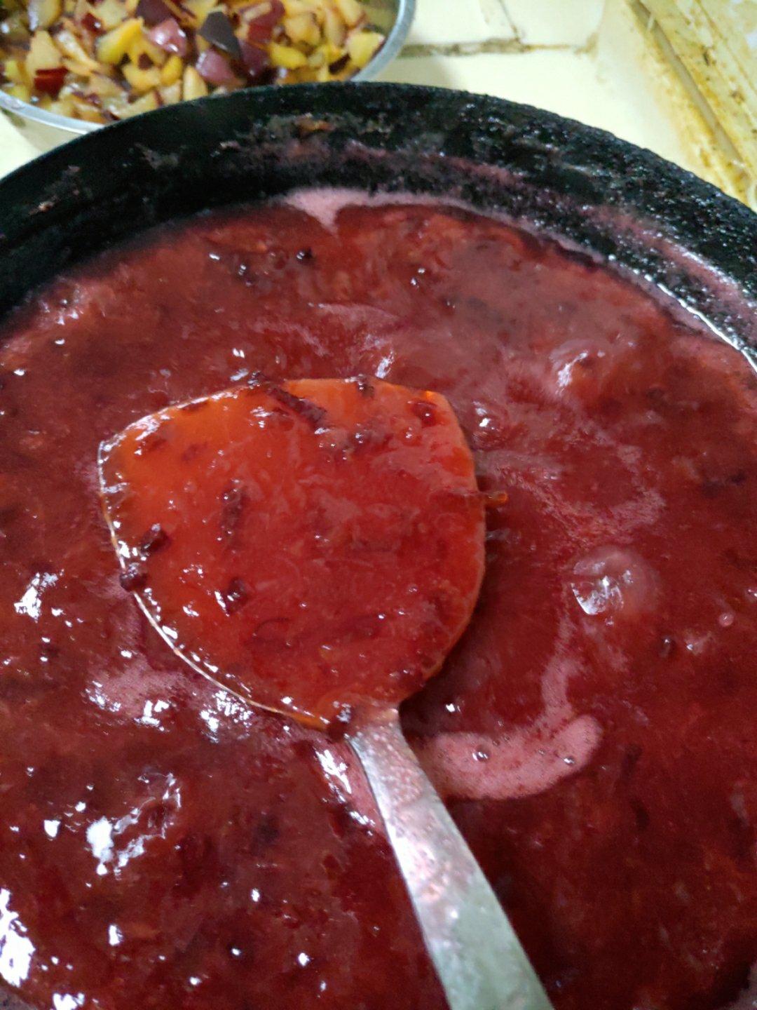 特简单黑布林李子果酱