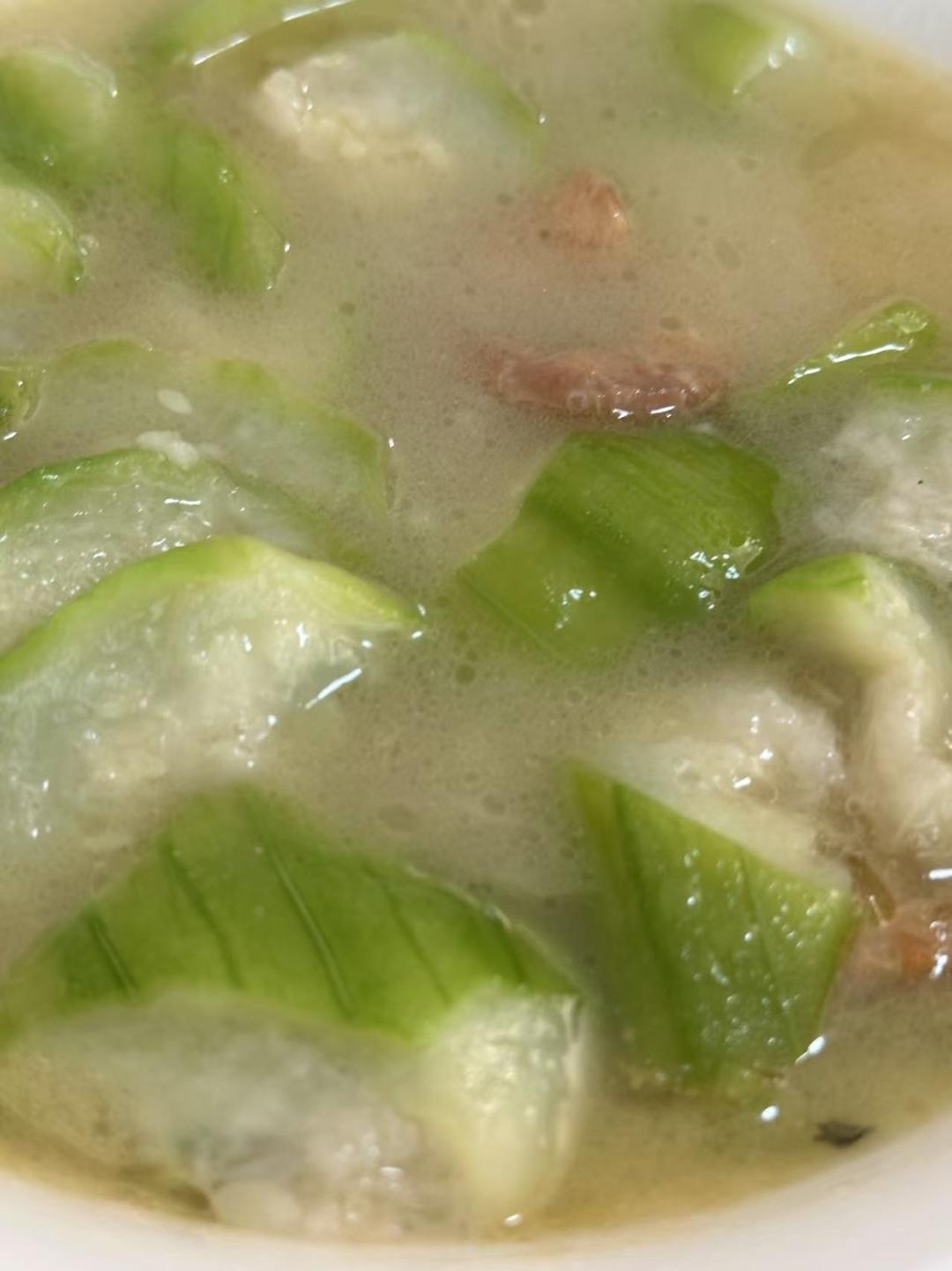 超鲜的「虾干炒丝瓜」.