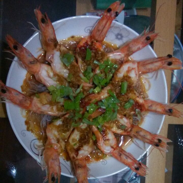 蒜蓉粉丝蒸虾