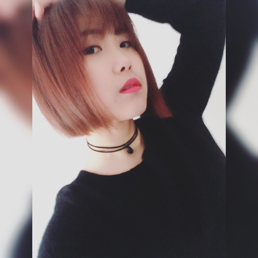 婶婶爱喝冰箱里的养乐多