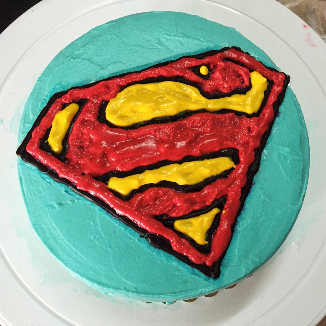 10寸+6寸超人蛋糕