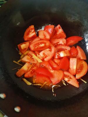消灭隔夜饭!五分钟快手番茄肉丸汤泡饭的做法 步骤6